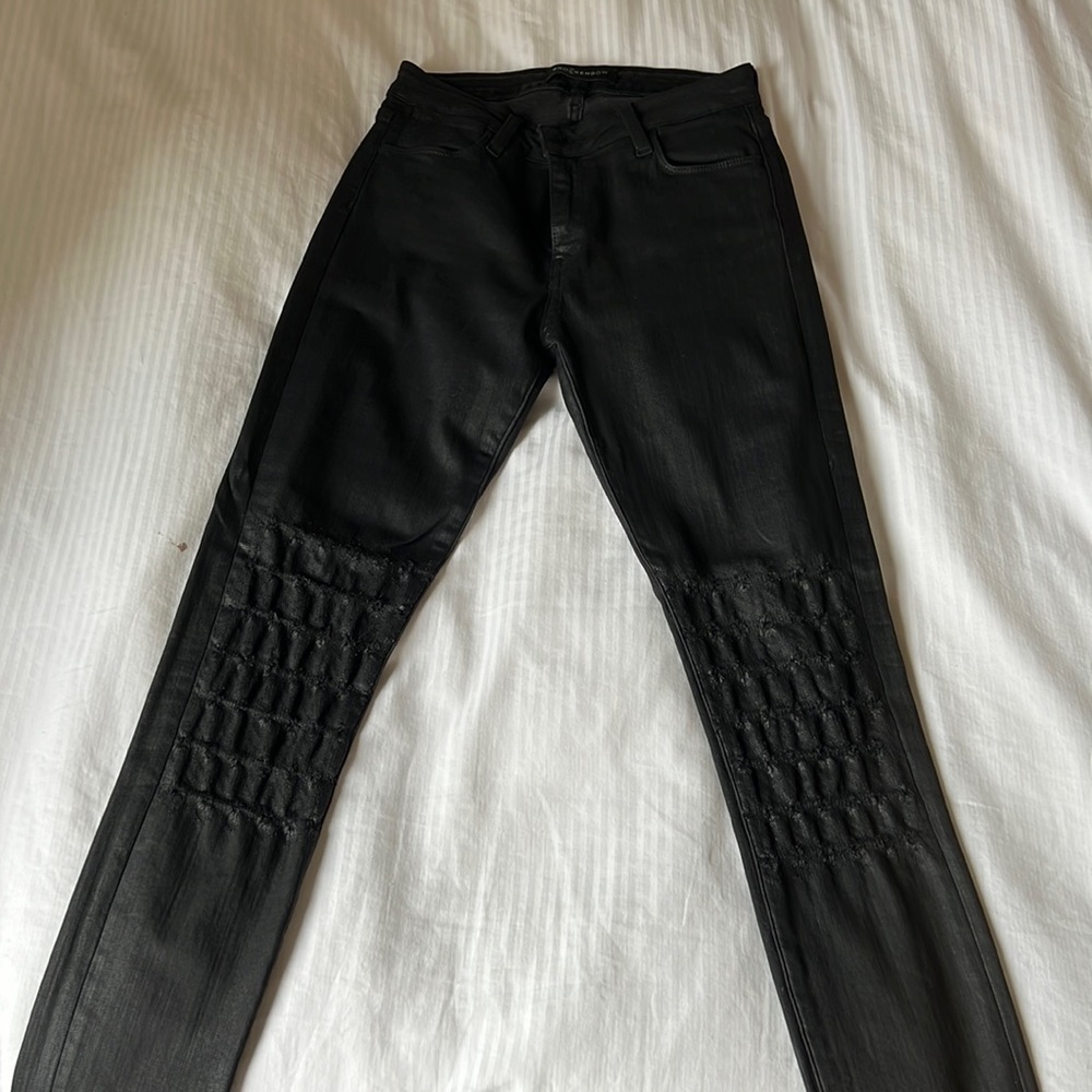 Brockenbow wax skinny mid rise jeans with knee detailing size 26